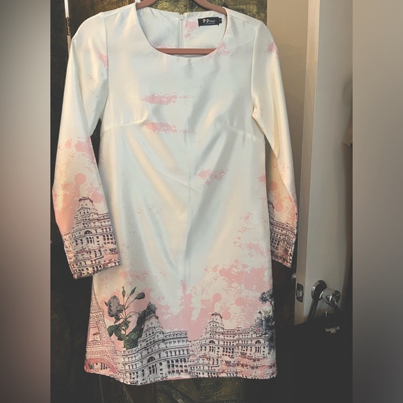 French Paris Motif Dress Fun & Classy Size S Belt/purse sold separately - Picture 4 of 7